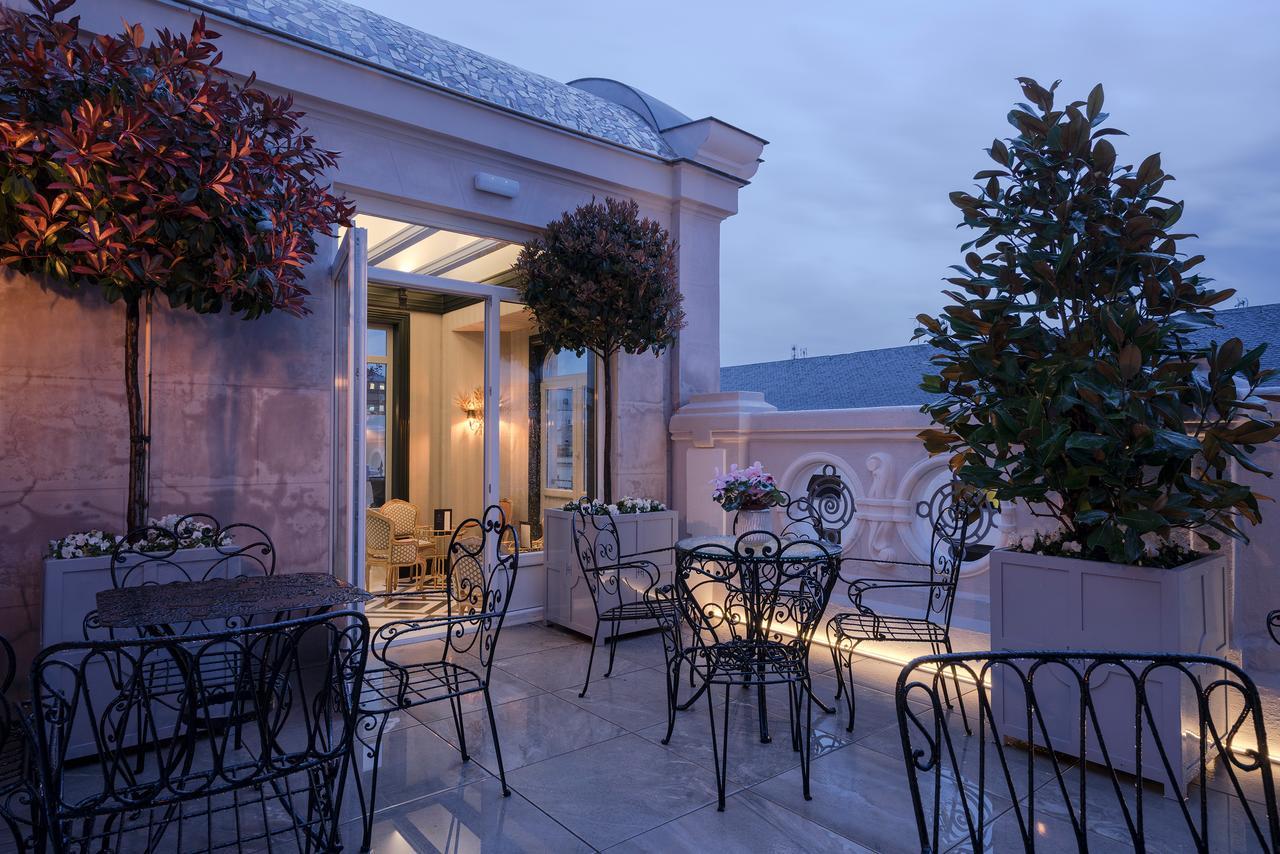 Relais&Châteaux Heritage Hotel Madri Exterior foto The Terrace